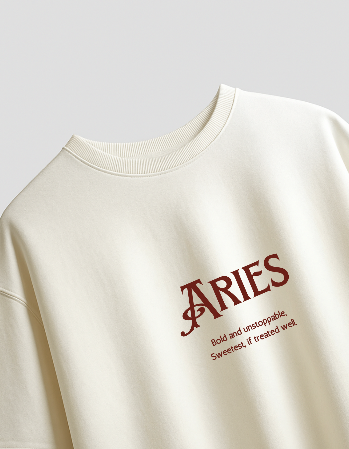 सब लिखा हुआ है – Zodiac Off White Oversized T-shirt