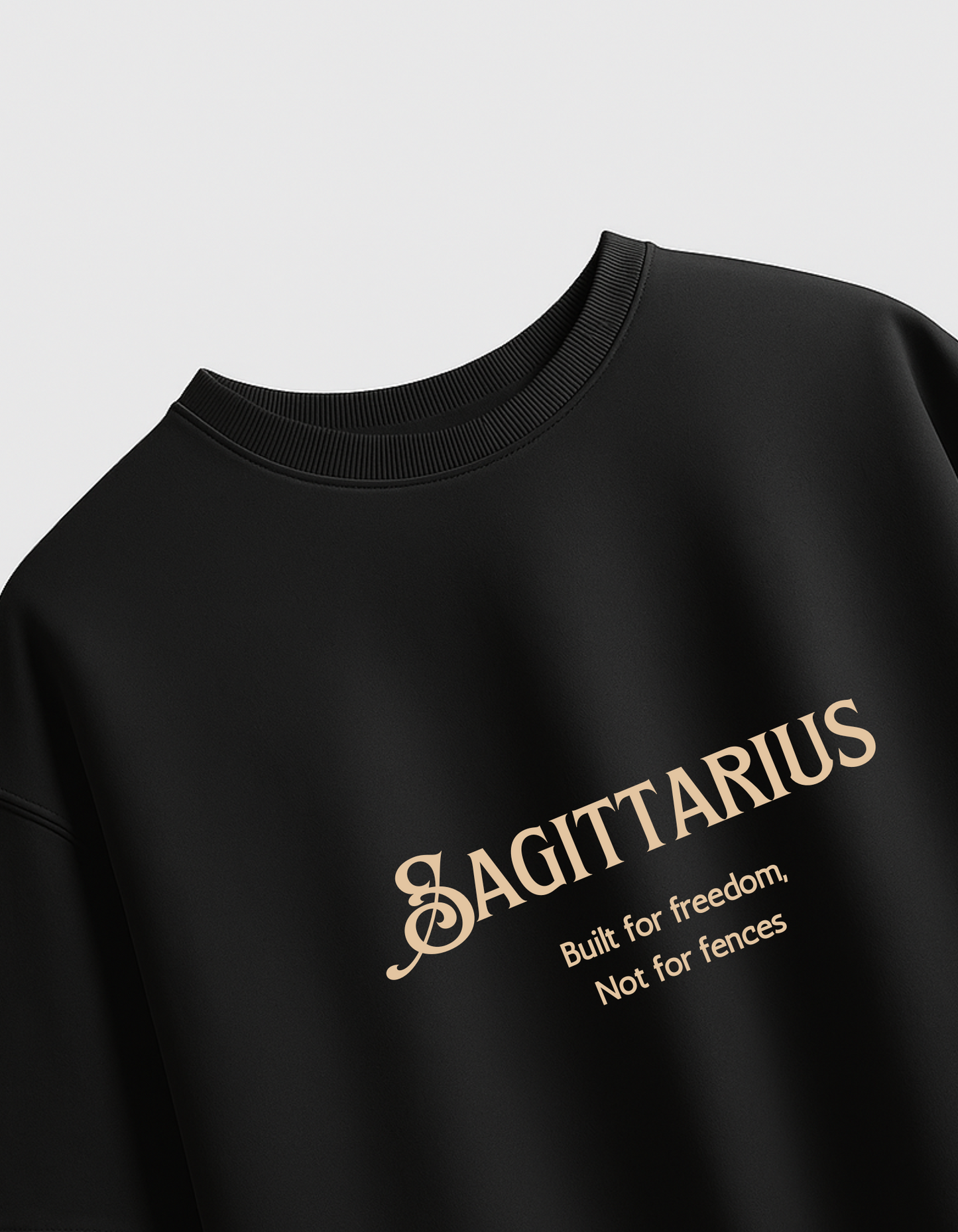 सब लिखा हुआ है – Zodiac Black Oversized T-shirt