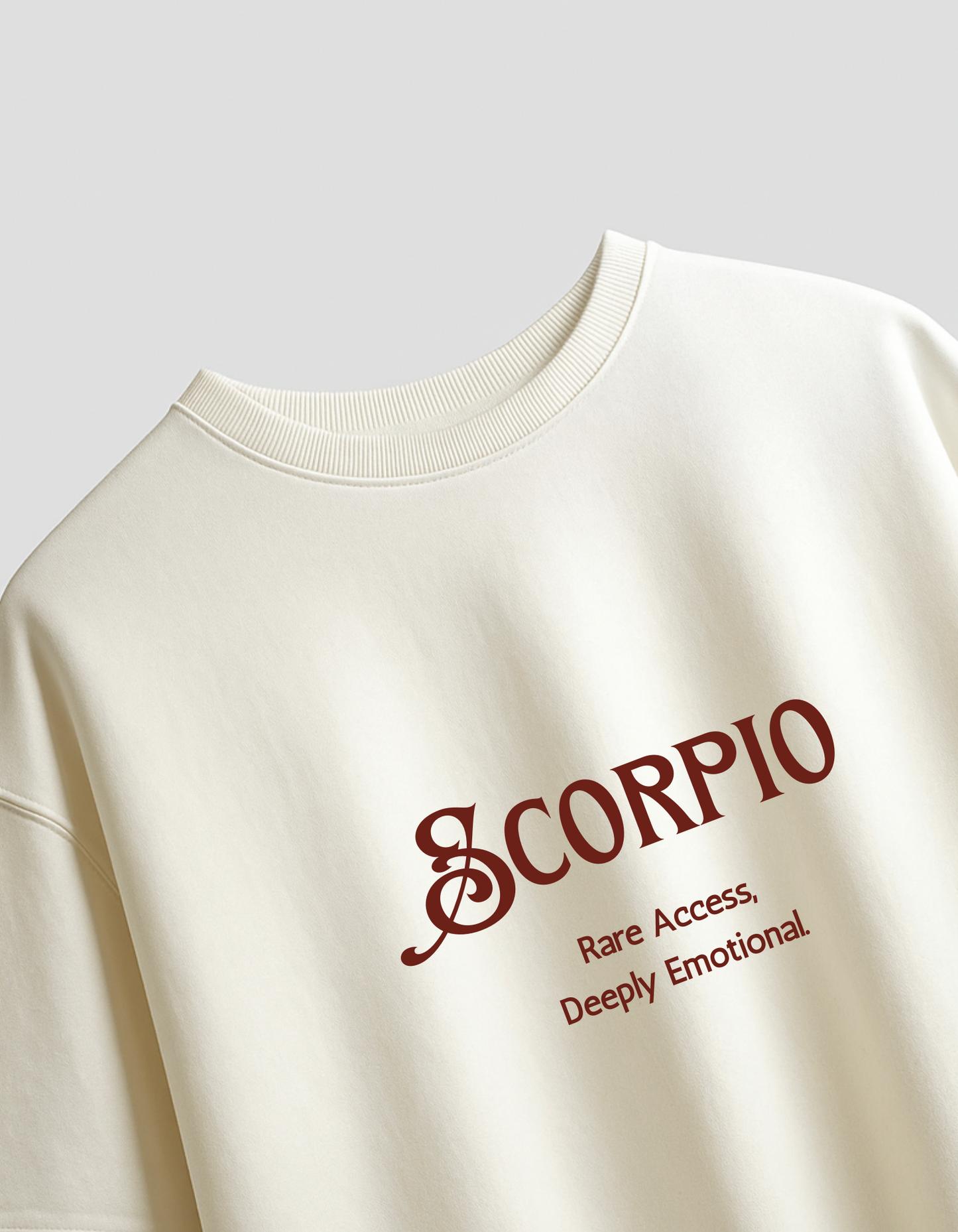 सब लिखा हुआ है – Zodiac Off White Oversized T-shirt