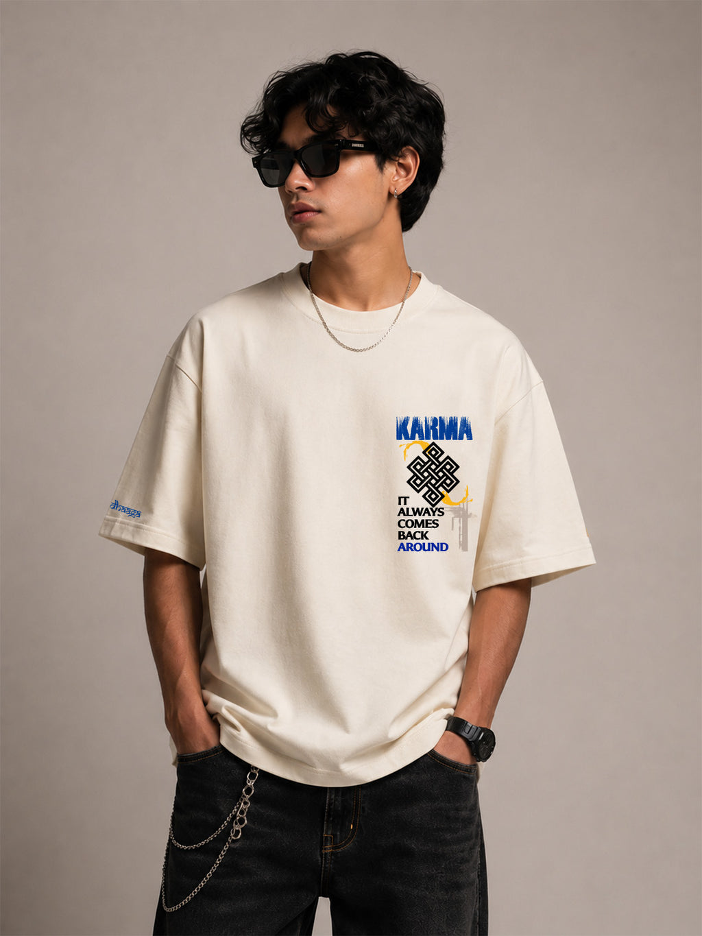Karma - Oversized T-shirt