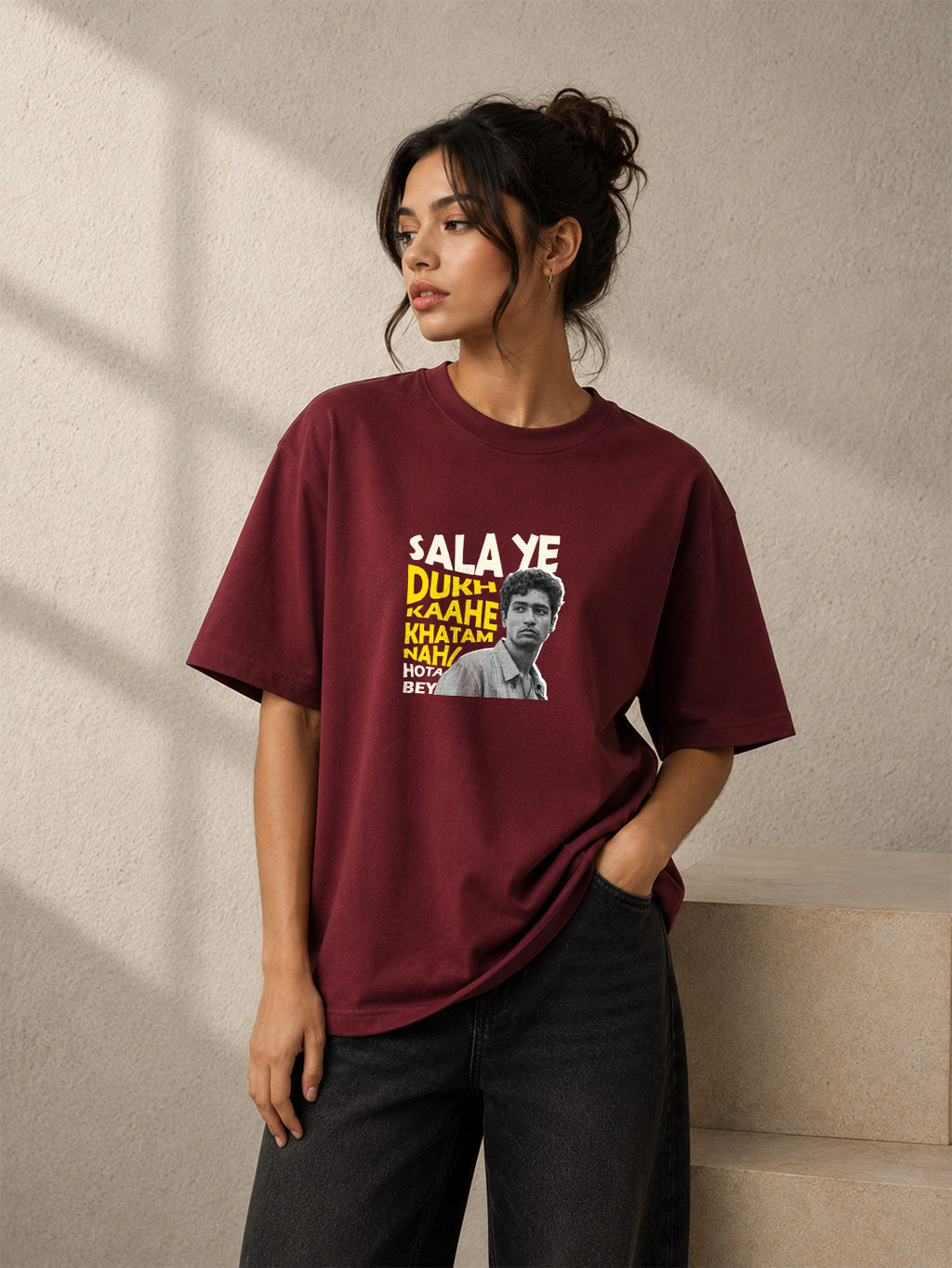 Sala Ye Dukh Kaahe Khatam Nahi Hota Bey Oversized T-shirt